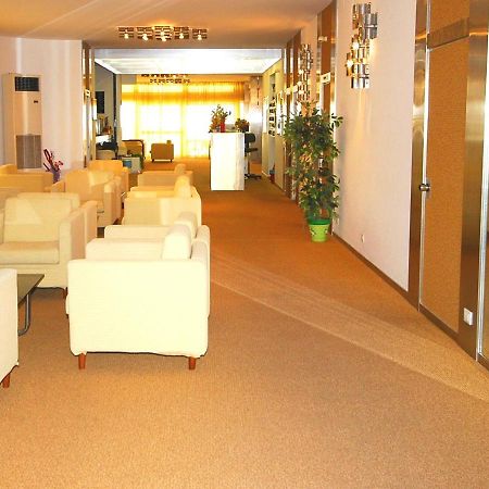 Hotel President Белларія-Іджеа-Марина Екстер'єр фото