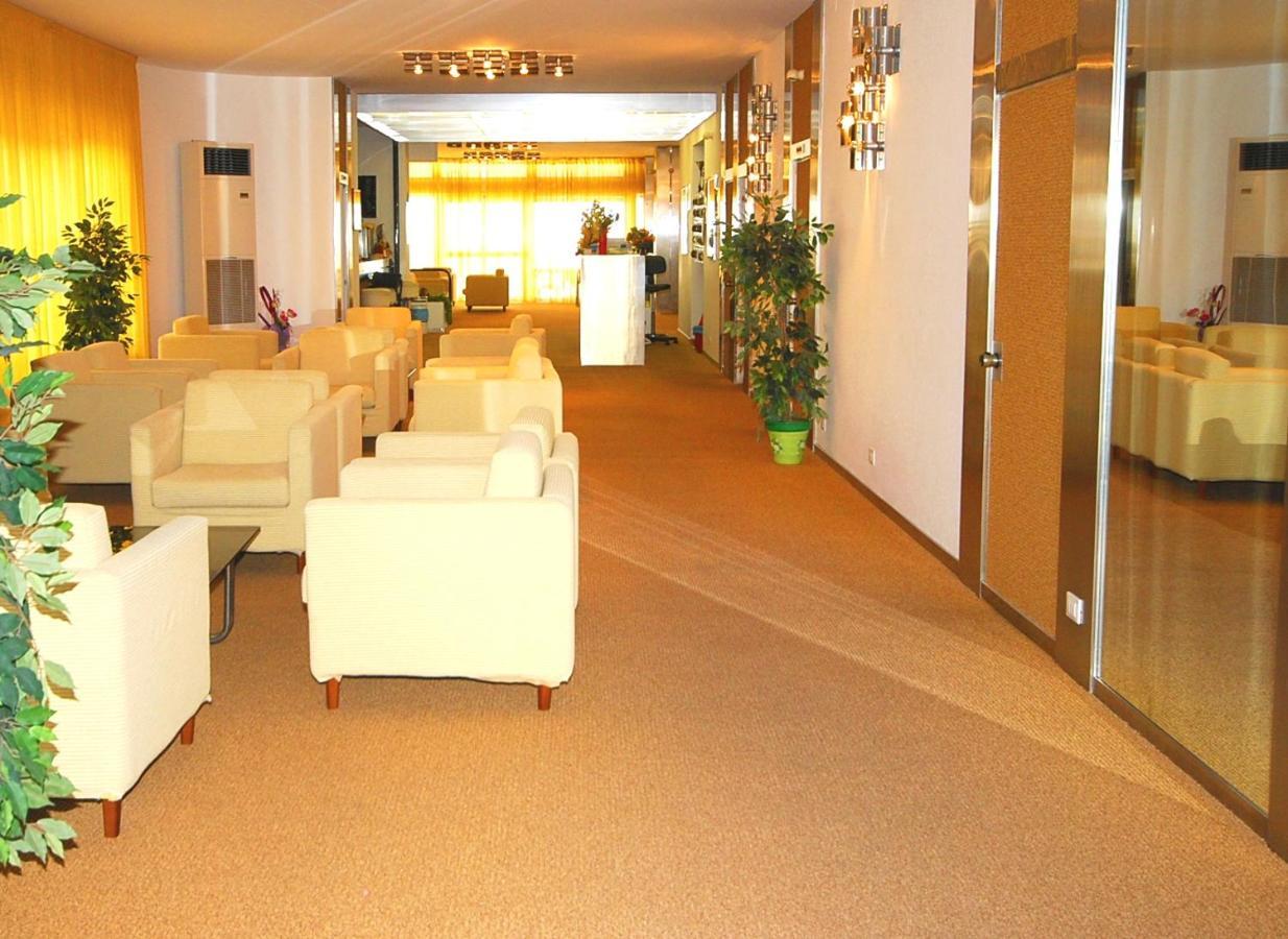 Hotel President Белларія-Іджеа-Марина Екстер'єр фото